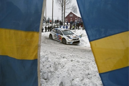 Rally de Suecia 2014: Sébastien Ogier es el primero en fallar