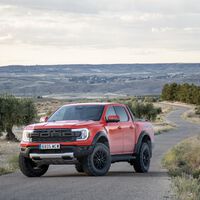 Probamos la Ford Ranger Raptor: un todoterreno brutal e incorrecto que te obliga a divertirte