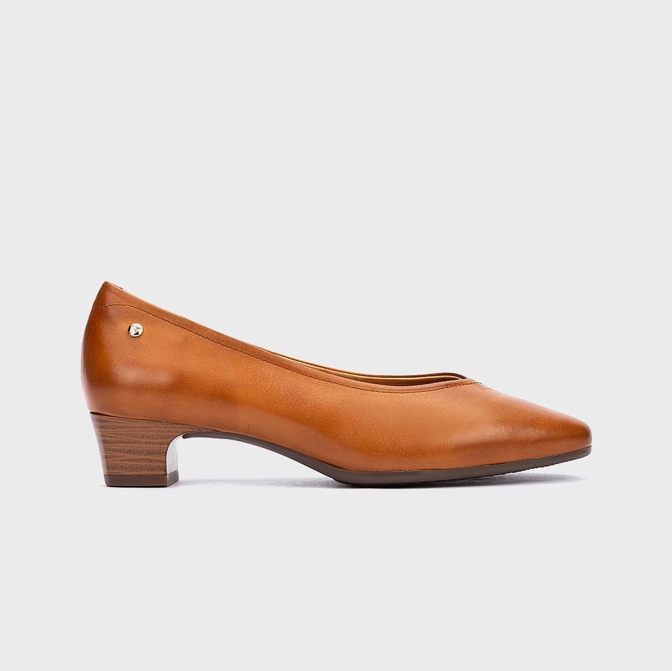 Zapatos de tacón de piel con plantilla acolchada de Pikolinos

