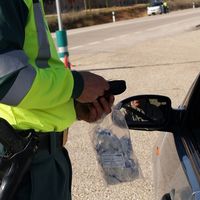 Pleno en drogotest y bonus por alcoholemia: 2.000 euros y 12 puntos de multa para el irresponsable del año