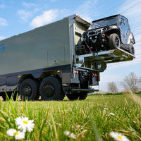 ¿Quieres distanciamiento social? Este monstruo camperizado con 1.000 litros de gasóleo tiene autonomía para dos semanas