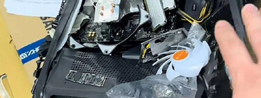 Recibió un PC Gaming aplastado y reveló que su empresa le hizo la pregunta más absurda posible: "¿Crees que puede encender?"