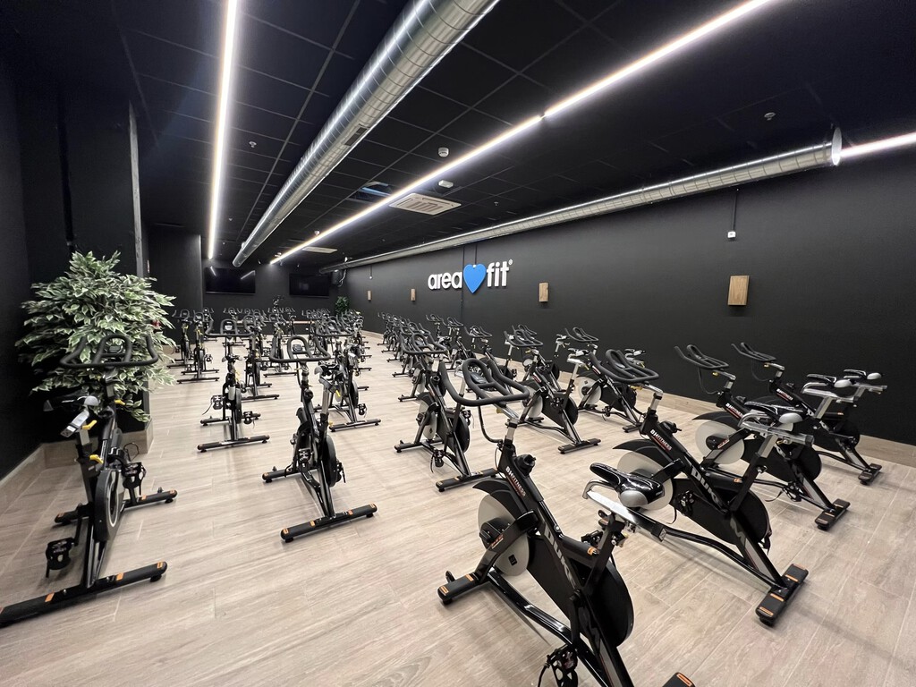 El gimnasio más grande de España está en Murcia: 6.000 metros cuadrados, rocódromo, más de 500 máquinas y nunca cierra