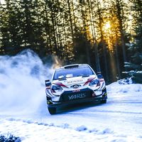 Elfyn Evans dio un vuelco al estatus interno de Toyota y lidera la rebelión de los segundos en el WRC
