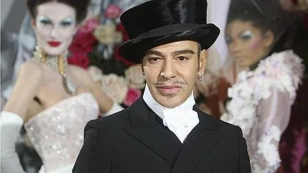 John Galliano despedido de John Galliano