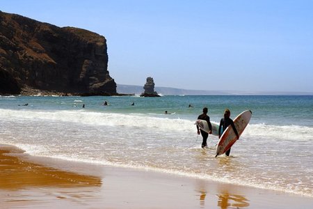 Las mejores playas para hacer surf en España y Portugal