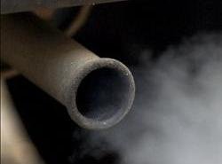 Madrid restringirá la entrada a coches contaminantes a partir de 2010