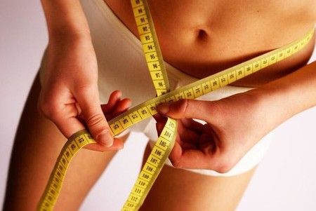 ¿Por qué unas mujeres vuelven a su peso tras el parto con facilidad y otras no? La razón podría estar en su microbiota intestinal