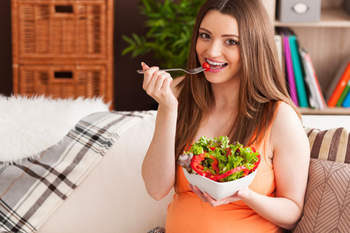 ¿Eres vegetariana? Así debes alimentarte para tener un embarazo saludable