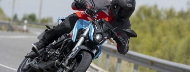 Japón imita a España. Van a poder conducir sus motos de 125 cc con el carnet de coche, y lo están flipando