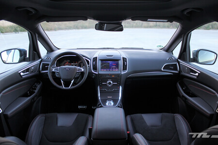 Ford S Max hibrido FHEV 2022 - Prueba - vista interior