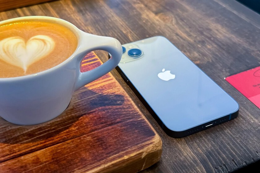 https://www.compradiccion.com/moviles-y-smartphones/mediamarkt-comienza-a-liquidar-su-outlet-iphone-autonomia-ano-pasado-estan-a-mitad-precio