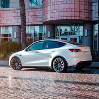 China creía que los Tesla espiaban sus edificios oficiales para EE. UU. y les prohibió acercarse. Ahora los está usando como autos oficiales