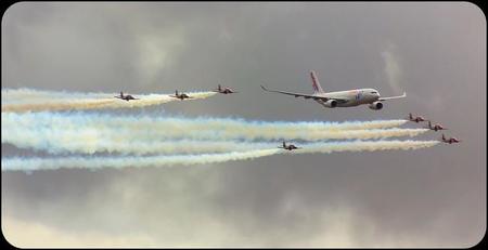 Resumen en vídeo de las ocho horas de exhibiciones aéreas del Festival Internacional #Aire75