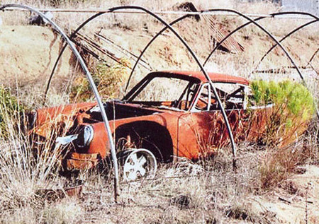 Galería de coches clásicos abandonados (III), esta vez de lujo