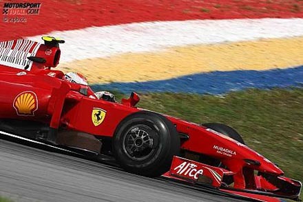 Los Ferrari toman la delantera en Sepang
