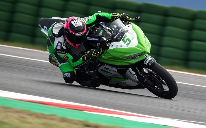 El wild card Manuel Bastianelli gana en Misano y Ana Carrasco es más líder de SSP 300