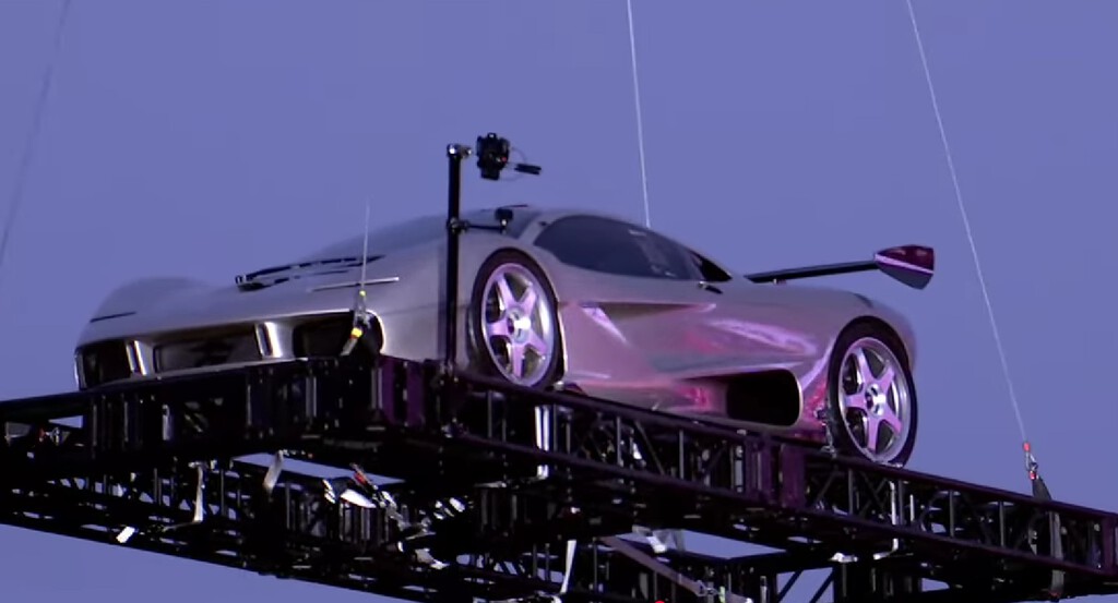 Las Vegas ha vivido la subasta más loca de la historia: un deportivo extremadamente raro que se ha vendido por 20,6 millones mientras volaba por los aires