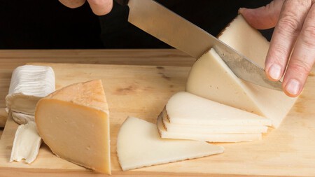 No es Nochebuena ni La Villita: Profeco revela el queso manchego más económico y mejor evaluado por menos de 100 pesos