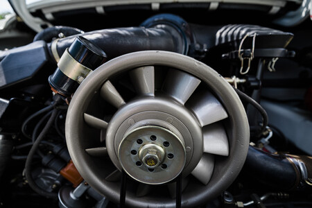 Porsche 911 Carrera RS 2.7