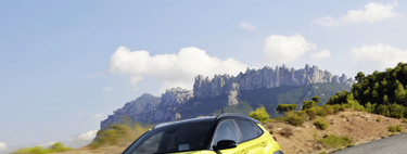 Al volante del Hyundai Kona, un cómodo y capaz SUV compacto que pronto será también eléctrico