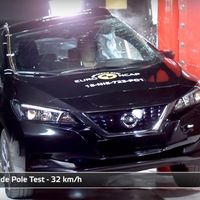 Euro NCAP destroza el Nissan LEAF para darle cinco estrellas y de paso introduce una prueba de detección de ciclistas