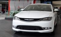 Chrysler de México presenta el 200 2015 
