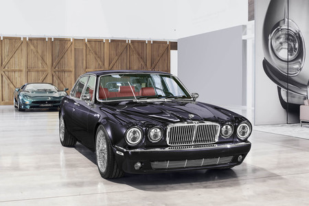 El Jaguar XJ6 del batería de Iron Maiden es el restomod más heavy y perfecto del año