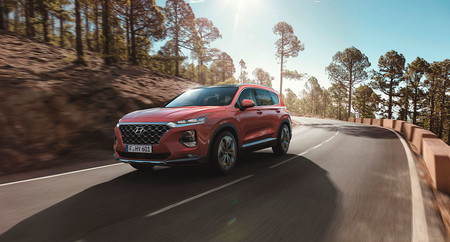Hyundai Santa Fe 2018, apostando por el diésel y la tecnología para la dura batalla SUV