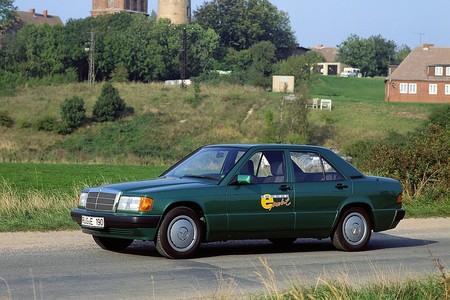 Mercedes 190 E Elektro 7