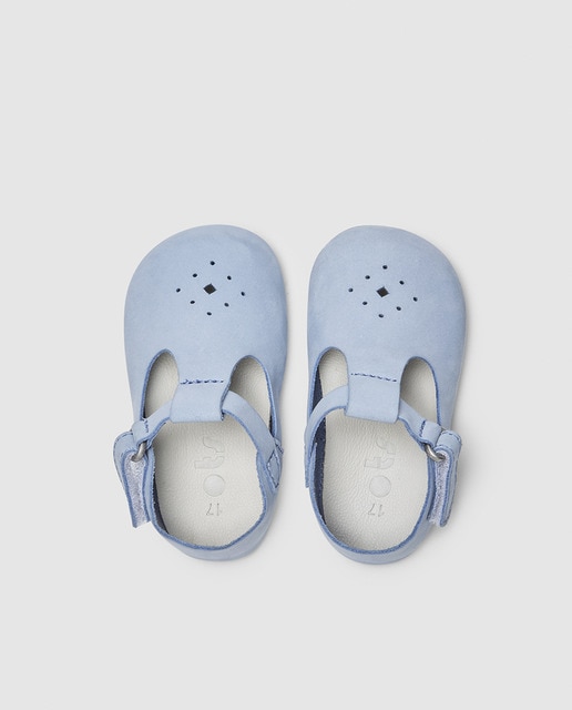 OTS
PEPITOS DE BEBÉS CELESTE CON CIERRE ADHERENTE