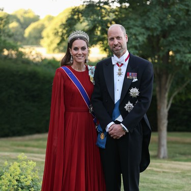 El Príncipe William guarda este reloj como una joya más de la realeza: un diseño elegante que destaca en cualquier acto de protocolo