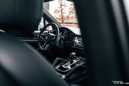Porsche Cayenne S puesto conducción