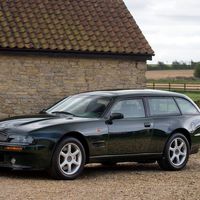 Aston Martin V8 Sportsman Estate: un raro shooting brake con mucha clase busca nuevo dueño