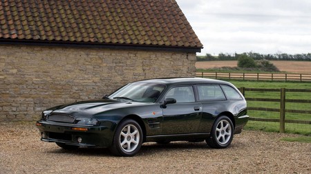 Aston Martin V8 Sportsman Estate: un raro shooting brake con mucha clase busca nuevo dueño