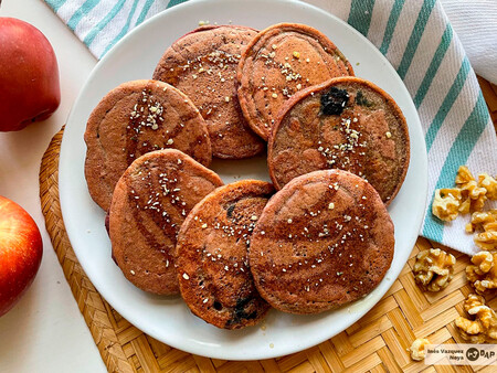 Tortitas de remolacha, una receta de solo tres ingredientes para un desayuno sano, con opción sin gluten