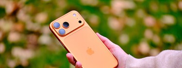 A Apple no solo le está penalizando llegar tarde al boom de la IA: también aliarse únicamente con Google