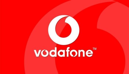 Vodafone denuncia a Telefónica ante la CNMC al considerar que monopoliza el mercado de la fibra