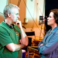 Sigourney Weaver recuerda la importante lección que le dio a James Cameron en un rodaje: "Si gritas a uno, nos gritas a todos"