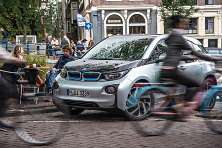 BMW i3 11 2013