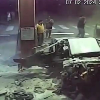 Se detiene a cargar combustible y su auto explota. Lo más peligroso fueron los 20 kg de cocaína que escondía y echó a volar al aire