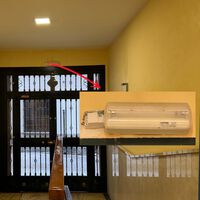 Las luces del portal no se apagaban y creía que el sensor estaba roto: era un error de novato y ahora funcionan de lujo