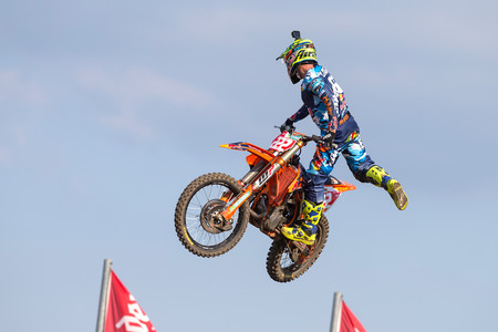 Antonio Cairoli y Jeremy Seewer consiguen la victoria sobre el complicadísimo terreno de Teutschenthal