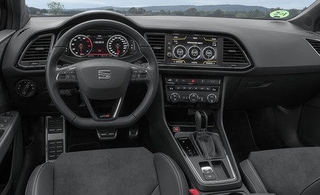 Nuevo Seat Leon St Cupra Black Carbon 8