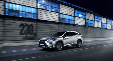 Lexus RX 450h 2016: al volante de este SUV de lujo que mejora en todo