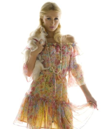 Paris Hilton, como el caballo de Atila: por donde pisa no vuelve a crecer la hierba