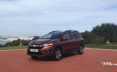 Dacia Jogger Hybrid 2023