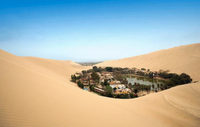 El 'Oasis de las Américas' en Huacachina, Perú
