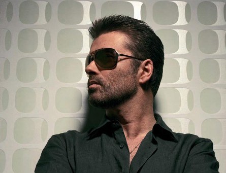 George Michael arrestado en...¡un urinario!