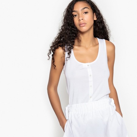 50% de descuento en esta camiseta sin mangas de cuello redondo en varios colores en La Redoute: se queda en 7,49 euros